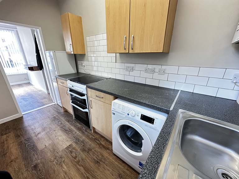 properties_27Eastbourne05