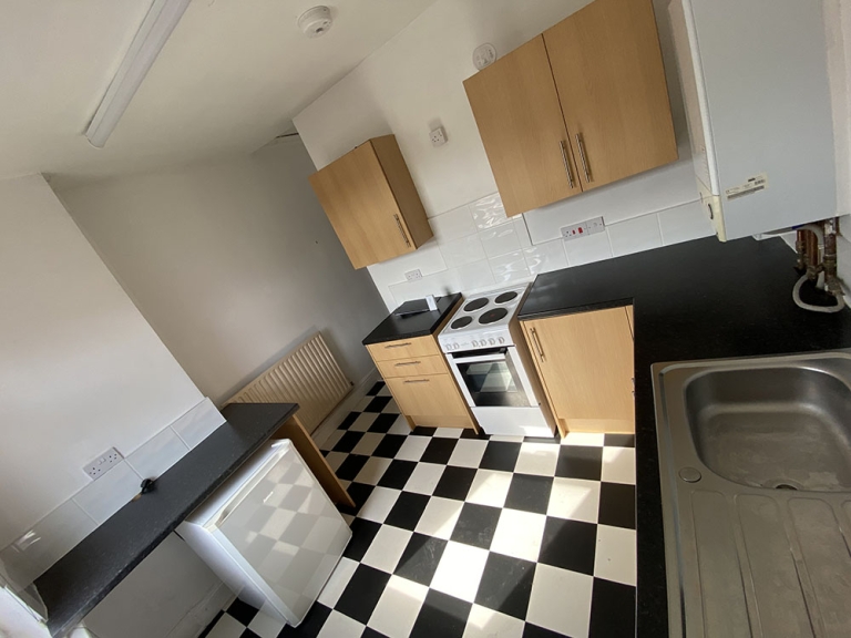 properties_61aWoodchurch_06