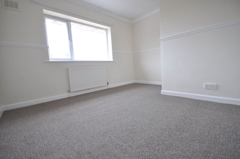 properties_100MillPark_03